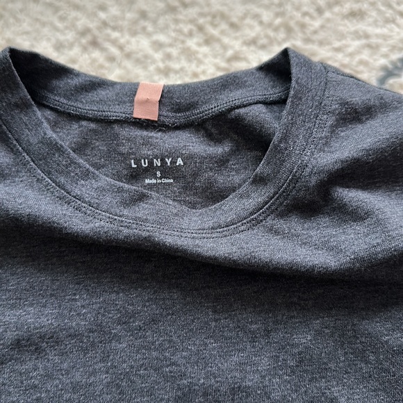 Lunya restore cotton crew neck - Picture 4 of 6
